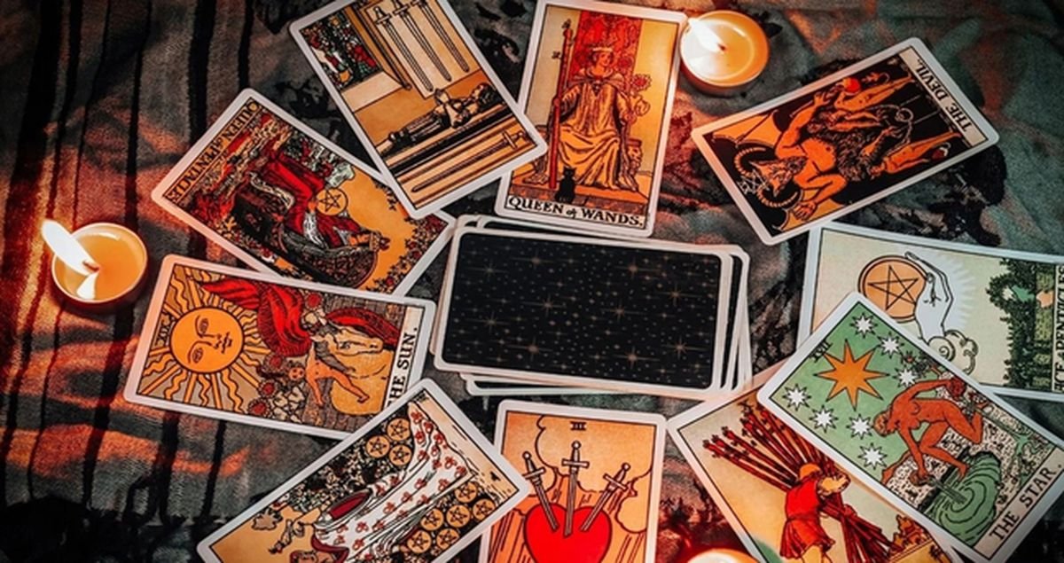 15 Nisan günlük tarot falı: 15 Nisan Çarşamba günü seni neler bekliyor? Günlük tarot kart açılımı!