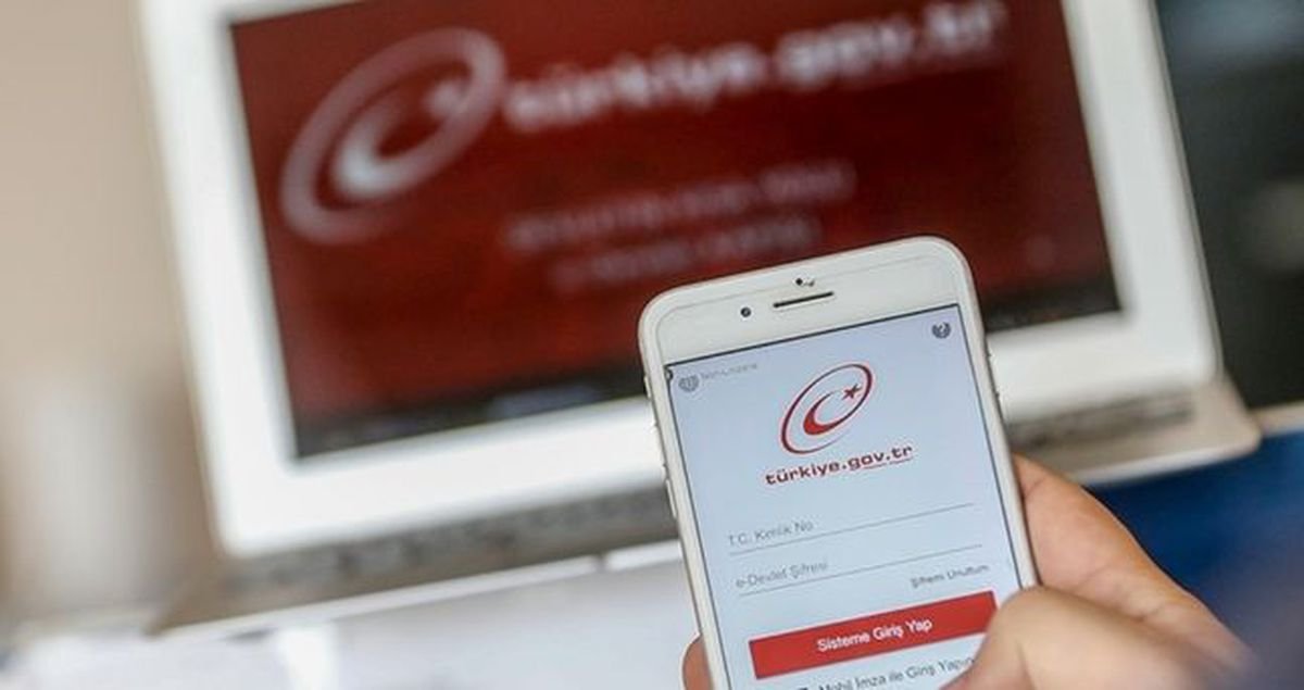 e-Devlet çöktü mü, e- Devlet sorun mu var, neden girilmiyor? 15 Nisan e-Devlet ne zaman düzelecek?