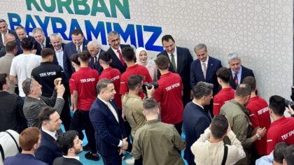 AK Parti Genel Başkan Yardımcısı Yavuz ve KEFEK Başkanı Erdoğan Sakarya’da bayramlaştı