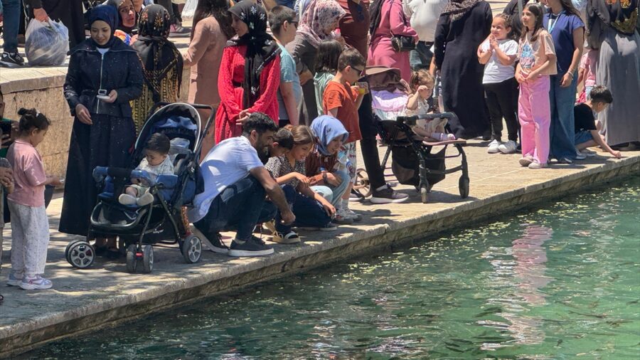 Balıklıgöl’de bayram tatili yoğunluğu yaşanıyor