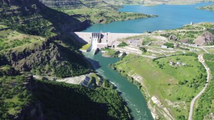 Elazığ’da kapakları açılan 3 barajda su tahliye çalışması sürüyor