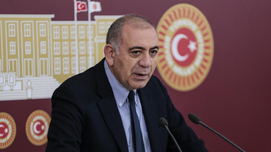 Gürsel Tekin: CHP 7 Ay Sonra Kurultaya Gidecek”