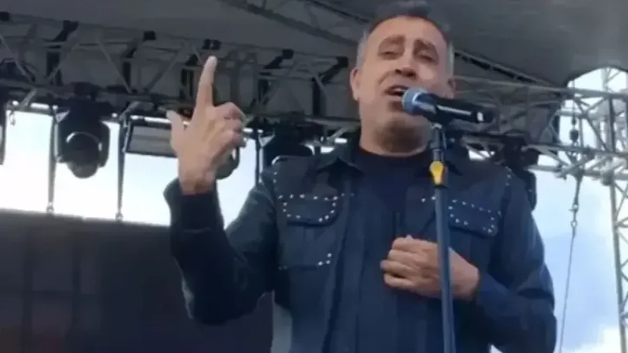 Haluk Levent Tokat’ta Konserde Fenalaştı