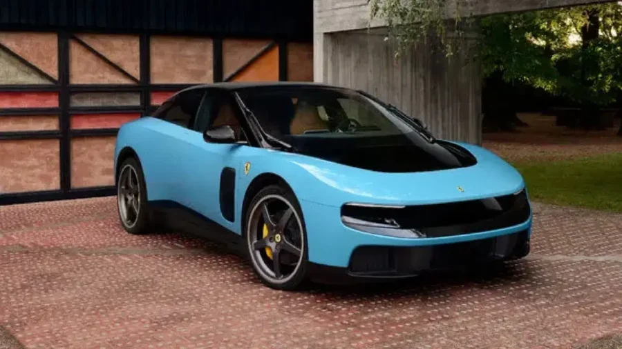 Elektrikli Ferrari İtalya’yı karıştırdı: Efsaneyi yıktınız