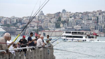 İstanbullular tatilin son gününde sahillerde yoğunluk oluşturdu