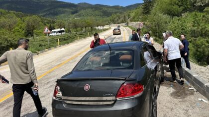 Karabük’te iki otomobilin çarpıştığı kazada 4 kişi yaralandı