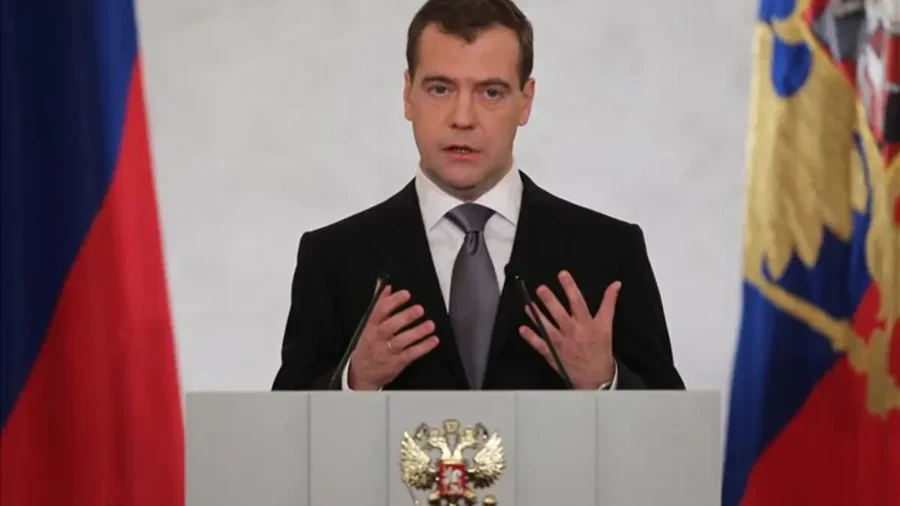 Medvedev: AB Vatandaşları İçin Huzurlu Uyku Sona Erdi