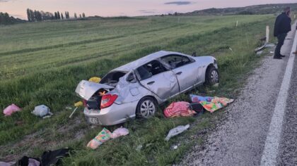 Yozgat’ta şarampole devrilen otomobildeki 1 kişi öldü, 3 kişi yaralandı
