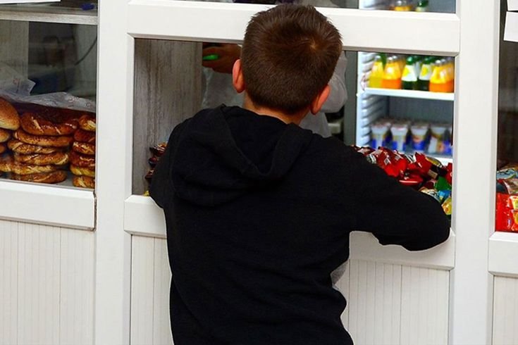 100 bin öğrenciye 2 bin TL kantin desteği