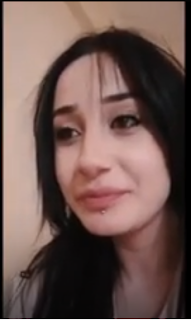 Liseli çıtır kıza sakso çektirip çaktırmadan ağzına boşalıyor kızda allah belanı versin diyip hepsini yutuyor – İzle | TurkIfsaLife