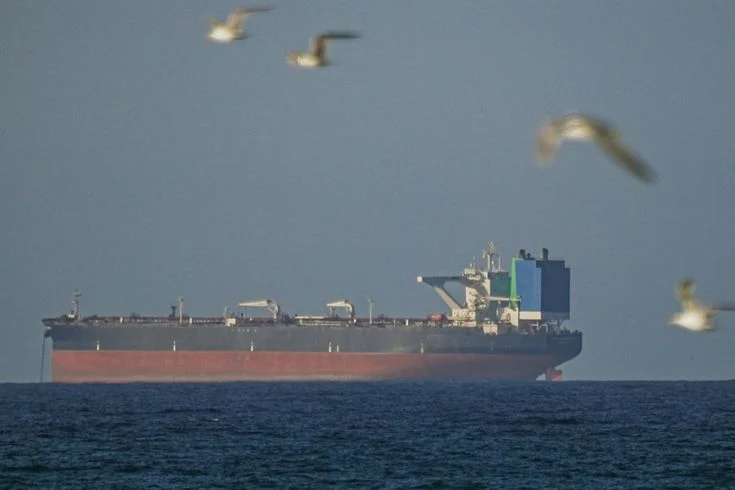 ABD ablukasını tanımadı! Çin gemisi Hürmüz Boğazı'ndan geçti