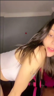 Sena Canlı Yayında Kankasına Sakso Yaptırdıktan sonra Veriyor Çocuk Hiç Acımıyor – İzle | TurkIfsaLife