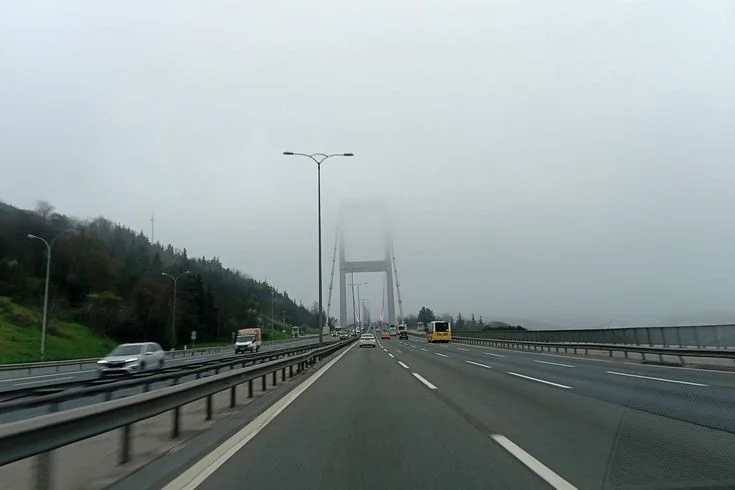 İstanbul'da sis etkili oluyor