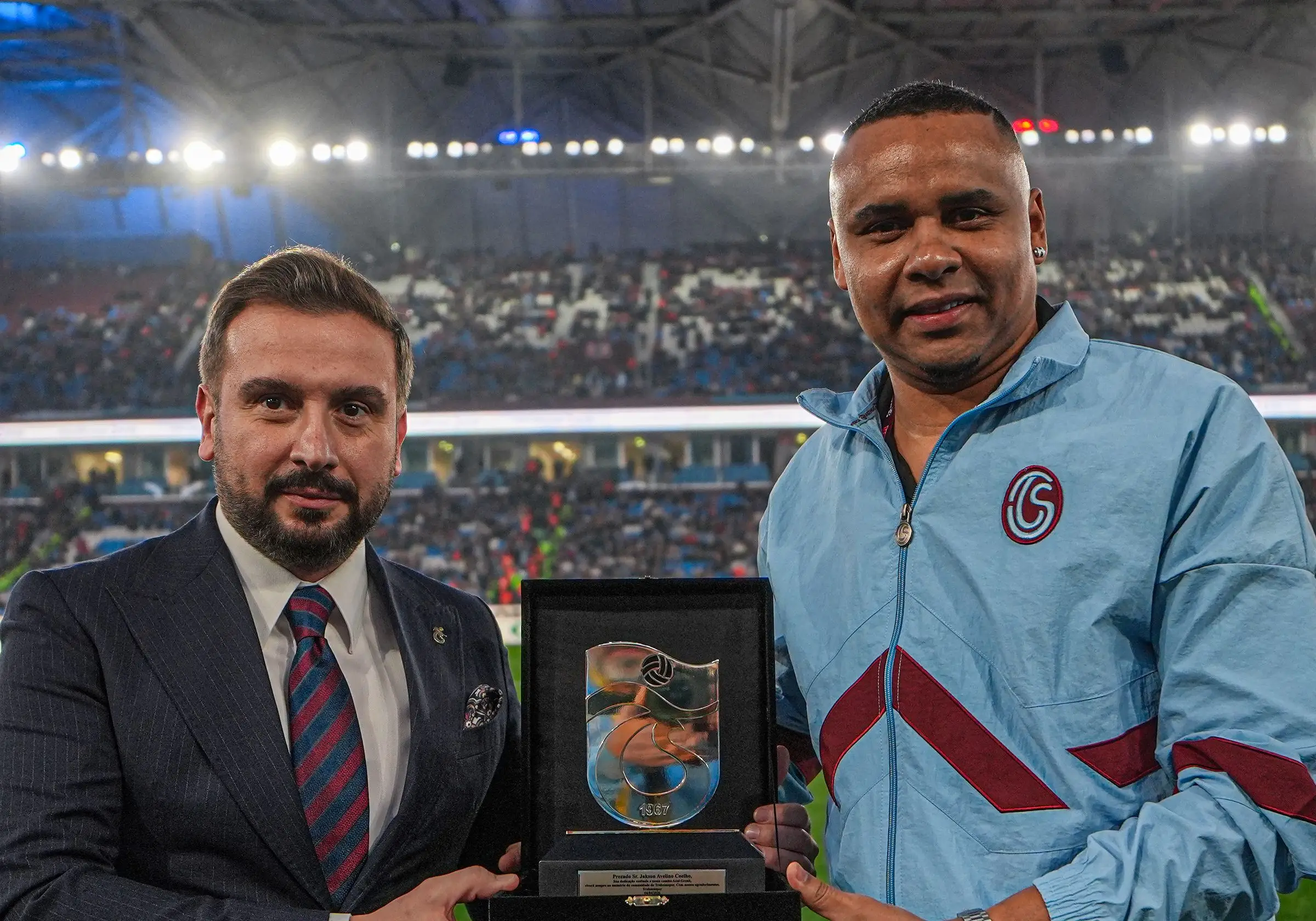 Jaja Coelho’ya Teşekkür Plaketi