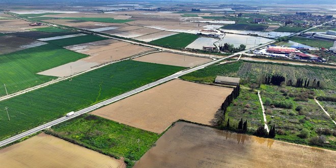 Ä°zmir'de saÄanak: TarÄ±m arazileri sular altÄ±nda kaldÄ±
