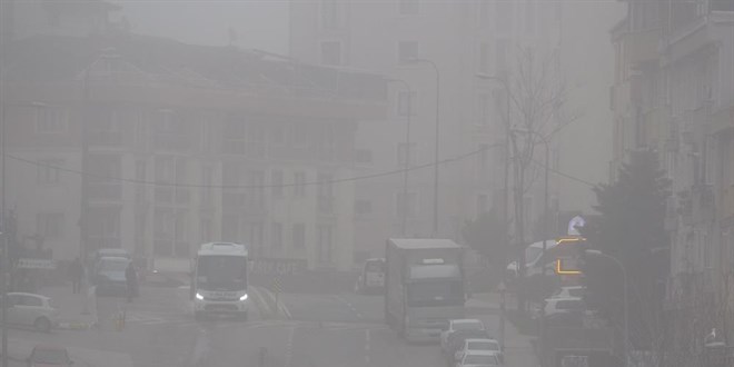 Ä°stanbul'da yoÄun sis etkili oldu: GÃ¶rÃ¼Å mesafesi dÃ¼ÅtÃ¼, sÃ¼rÃ¼cÃ¼ler zor anlar yaÅadÄ±