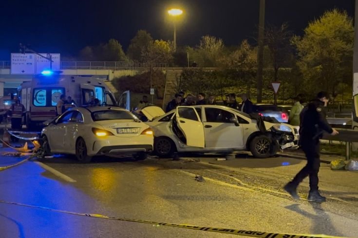 Bagajından eşya almak için arabadan indi, feci şekilde hayatını kaybetti