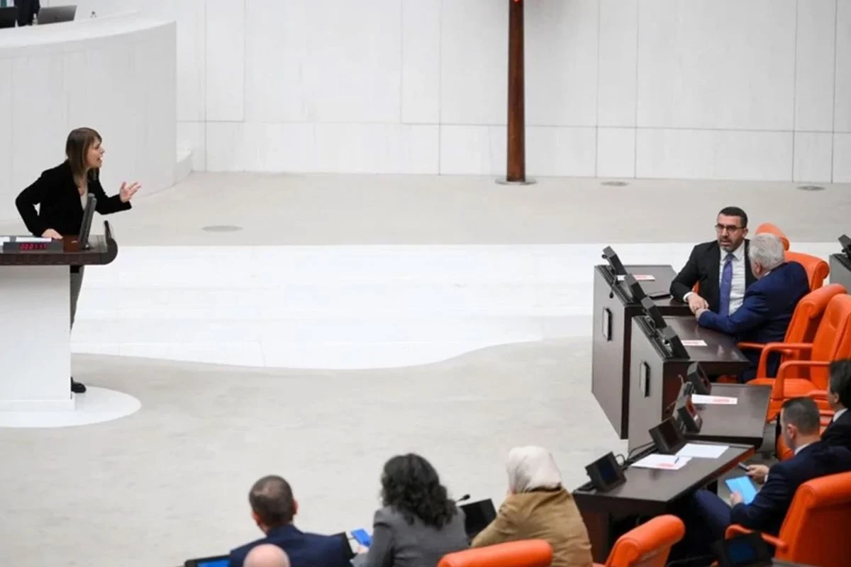 Meclis'te tansiyon yükseldi: Ben senin bildiğin kadınlara benzemem