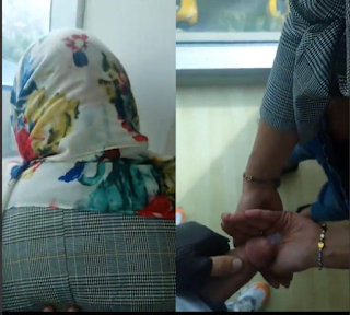 Ofis müdürü tesettürlü temizlikçi kadına iki dakikada ayak üstü sakso çektirip eline boşalıyor – İzle | Türk İfşa Life