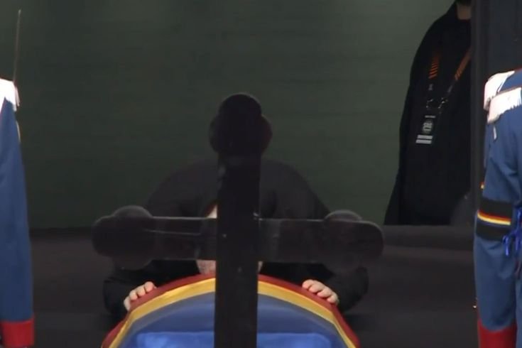 Onu daha önce böyle görmediniz! Lucescu'ya veda eden Sumudica hüngür hüngür ağladı